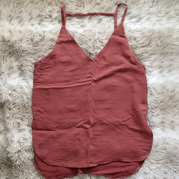 Strappy tank top - Picture 2 of 5